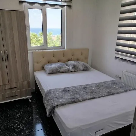 Villa Kadinlar Denizi Manzarali Kusadası