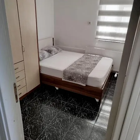 Kadinlar Denizi Manzarali * Kusadası