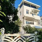 Vila Kadinlar Denizi Manzarali *